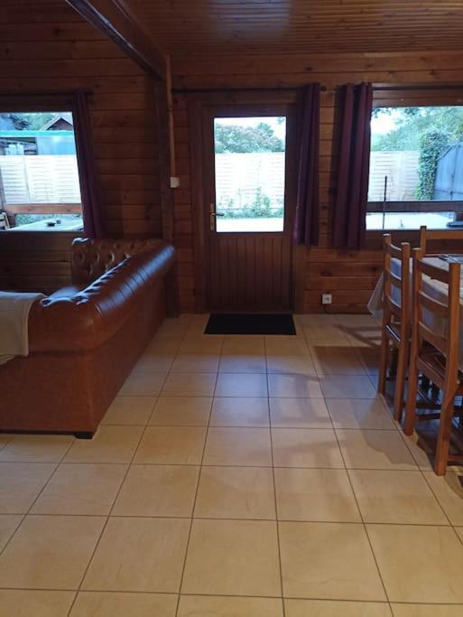 Chalet A La Campagne Bury  Buitenkant foto